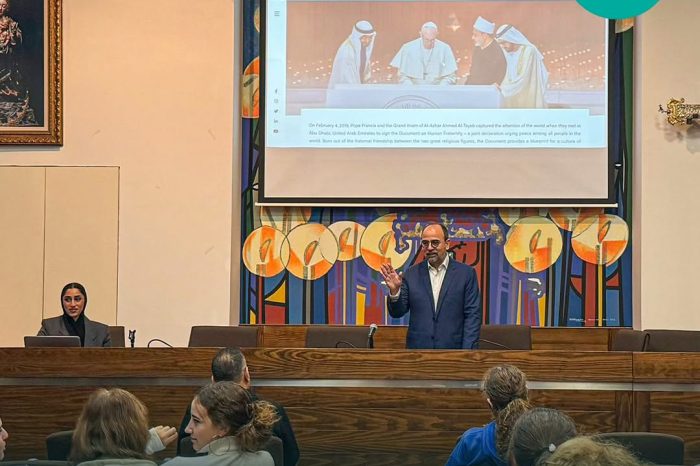 تمكين الجيل القادم: ورشة عمل للجنة العليا للأخوة الإنسانية تثقف الطلاب الإسبان حول الأخوة الإنسانية